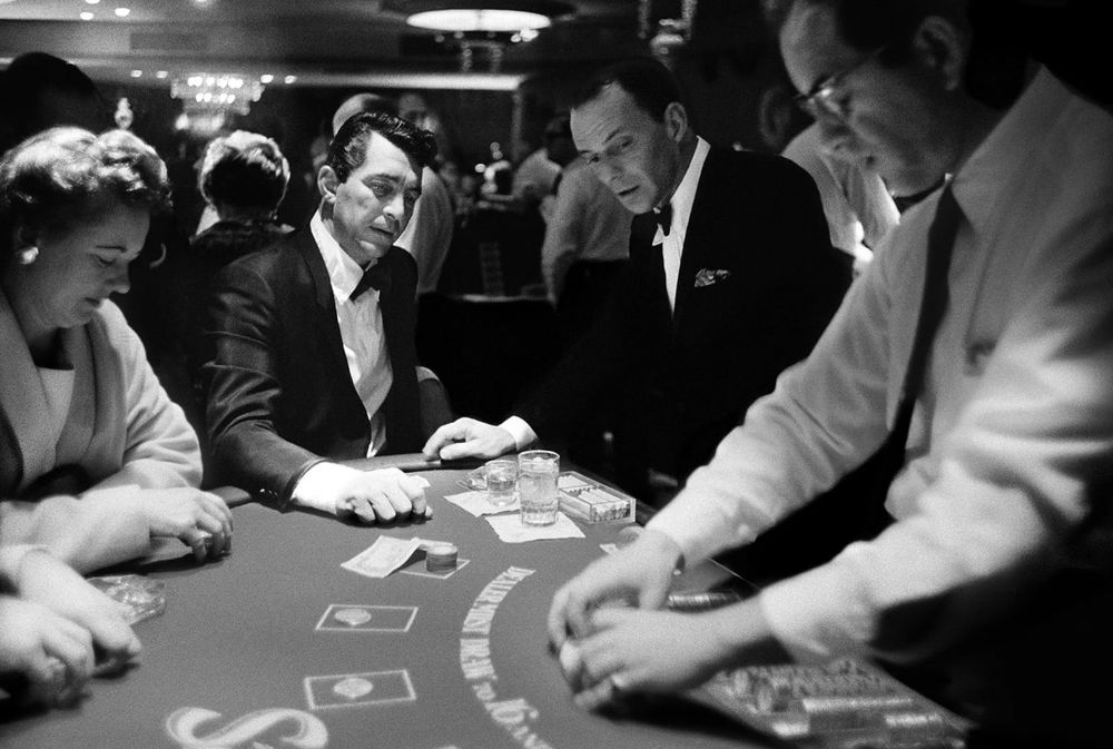 HHpoker24小客服 专业德扑平台